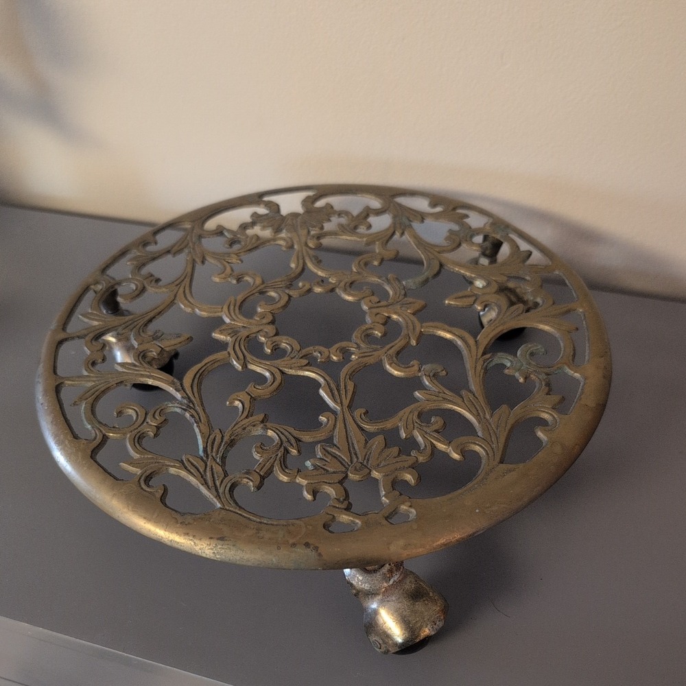 Vtg Brass Rolling Plant Stand Ornate Pattern 3 Casters ~ 10.5" Diameter